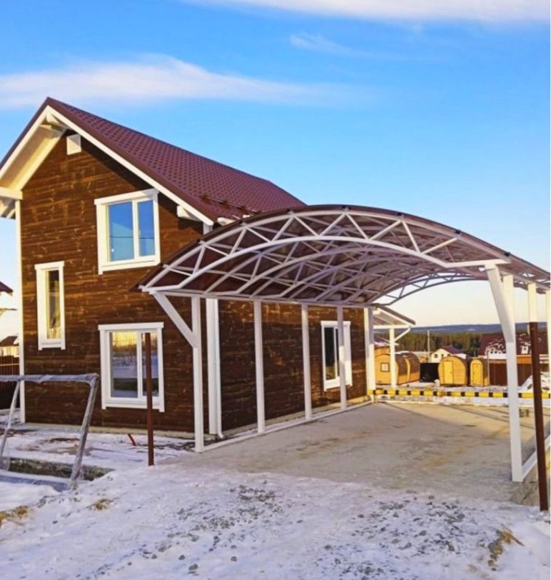 Двускатный навес с поликарбонатом для автомобиля